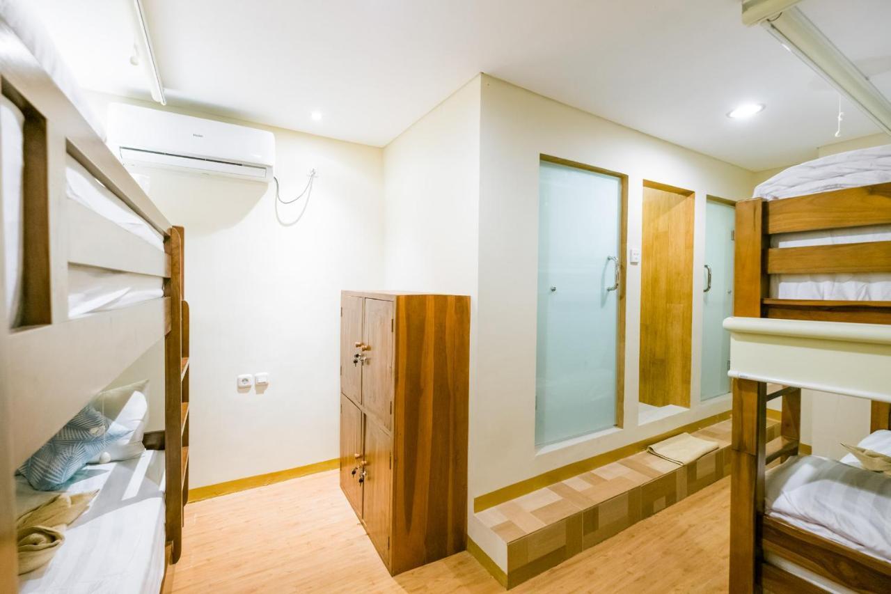 Caroline Hostel Canggu Exteriér fotografie